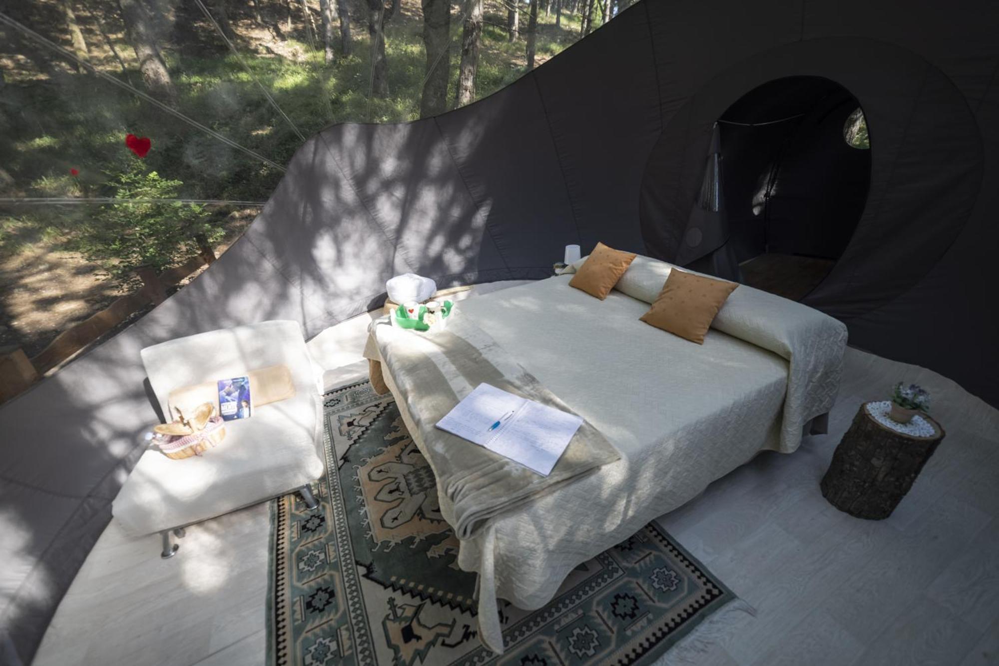 Luxury tent Bubble Sul Tetto Della Puglia